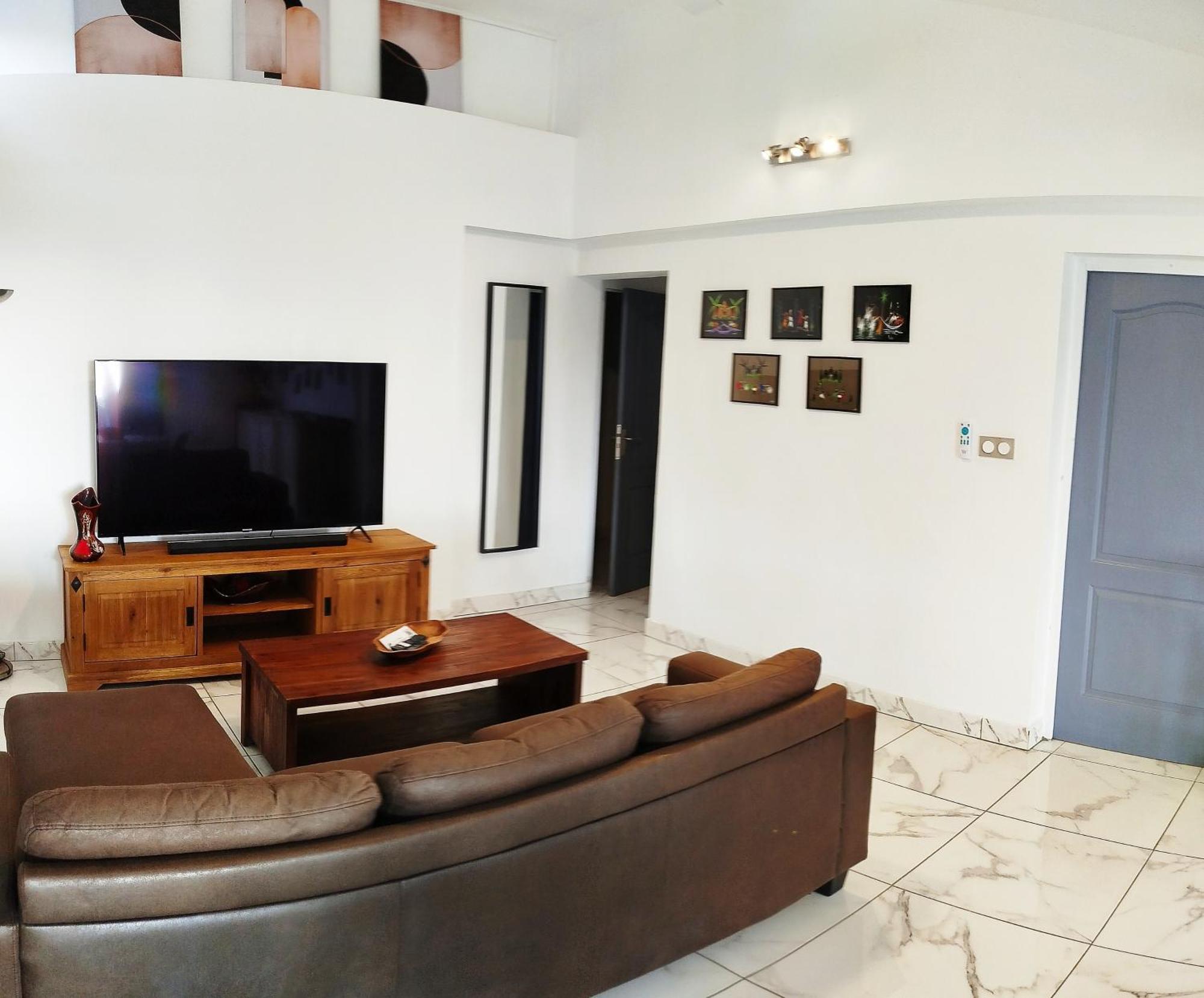 Maison Les Cocotiers De Plaiz'Anse Petite-Ile Ngoại thất bức ảnh