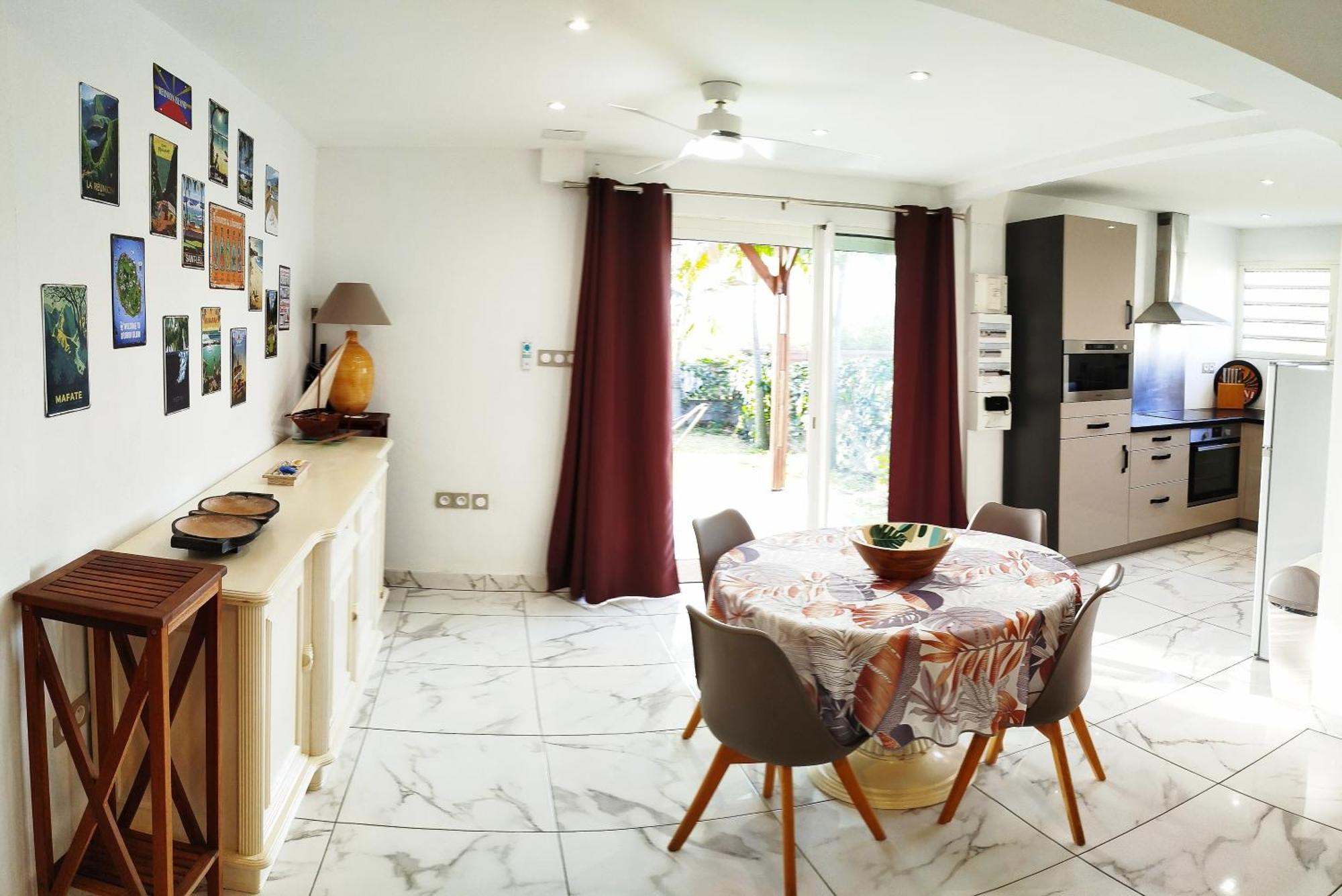 Maison Les Cocotiers De Plaiz'Anse Petite-Ile Ngoại thất bức ảnh